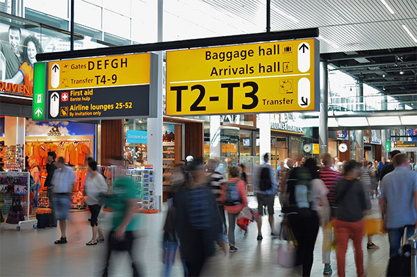 People at airport long wait time